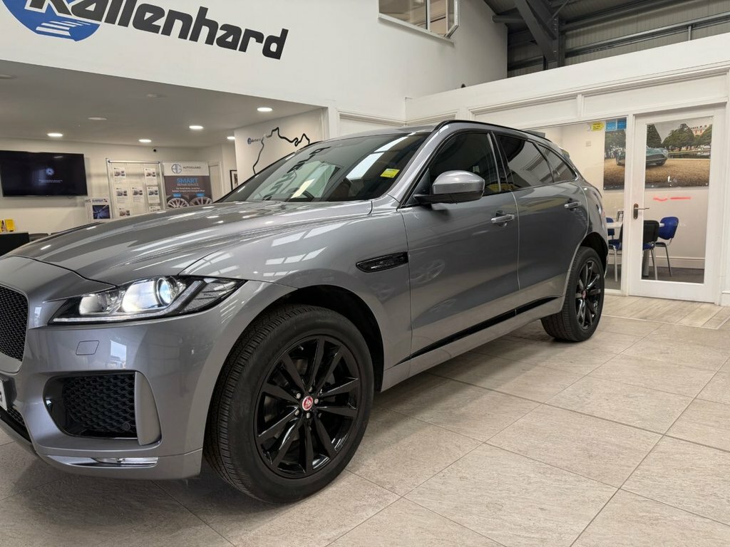 Jaguar F-Pace 2L Chequered Flag RK70HYS Grey #4
