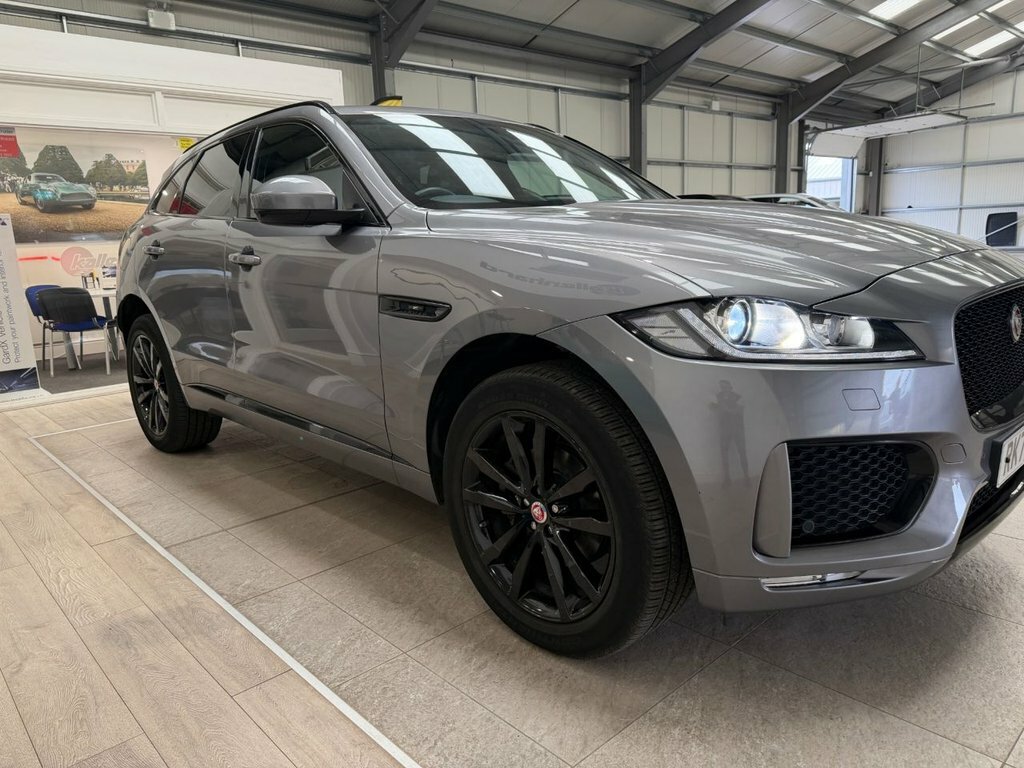 Jaguar F-Pace 2L Chequered Flag RK70HYS Grey #6