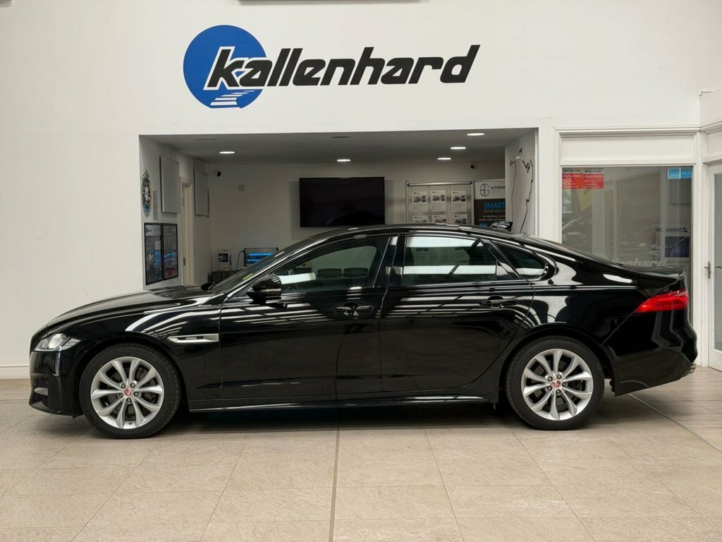 Jaguar XF 2L R-sport Black #6