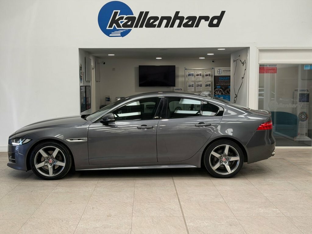 Jaguar XE 2L R-sport Grey