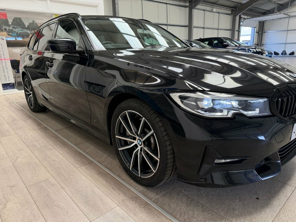 BMW 3 Series 2L Sport YF69MVT Black #2