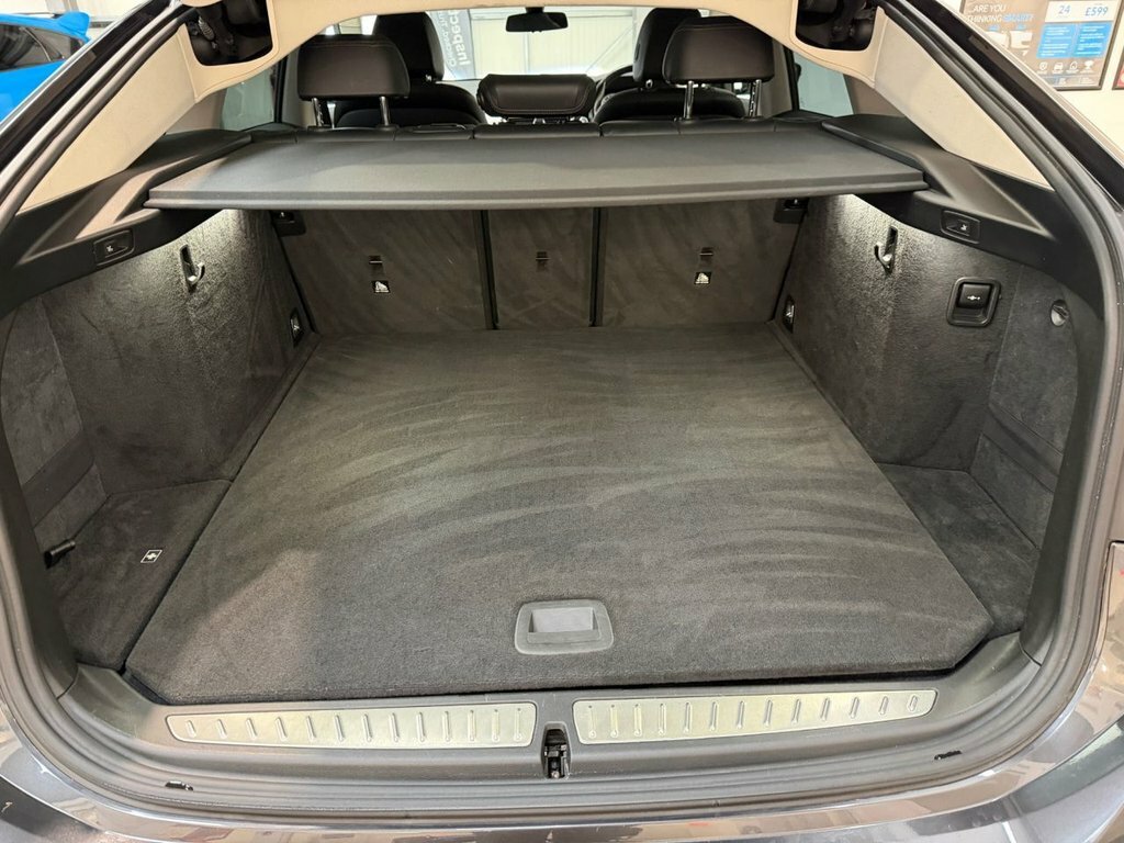 BMW 6 Series Gran Turismo 3L M Sport Blue #28