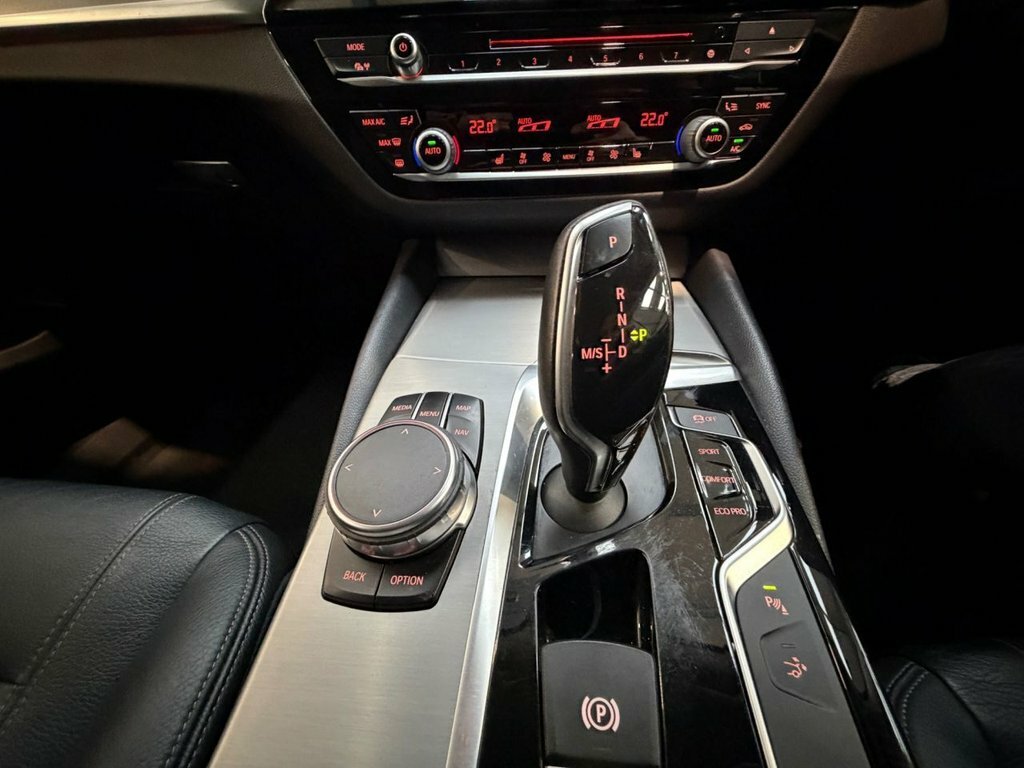 BMW 6 Series Gran Turismo 3L M Sport Blue #17