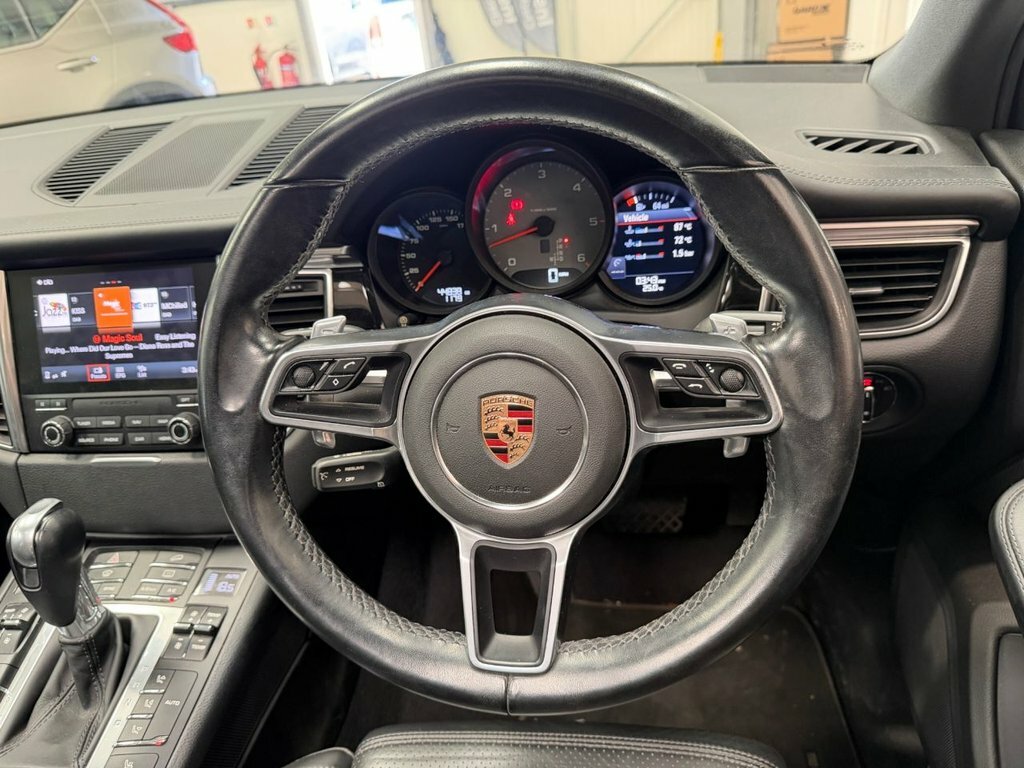 Porsche Macan 2.0T Suv Pdk 4Wd Euro 6 S S 245 Ps White #14