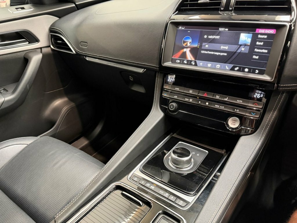 Jaguar F-Pace 2.0 P250i R-sport Suv Awd Euro 6 Grey #32