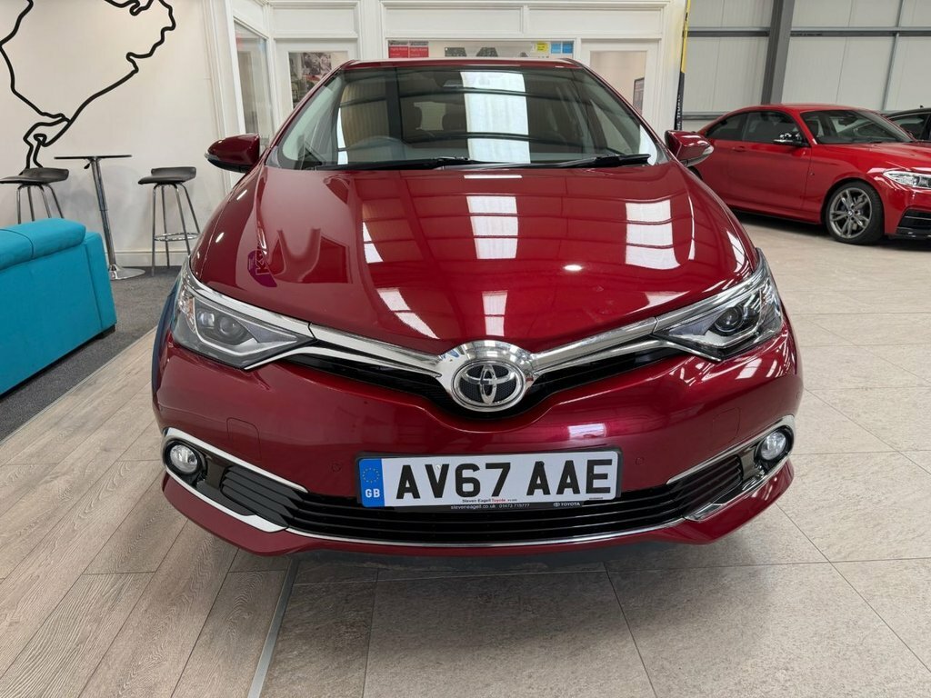 Toyota Auris 1.2L Excel Red #6