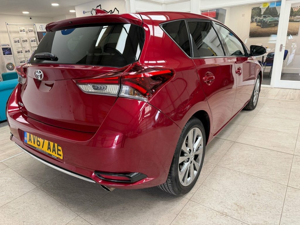 Toyota Auris 1.2L Excel Red #3