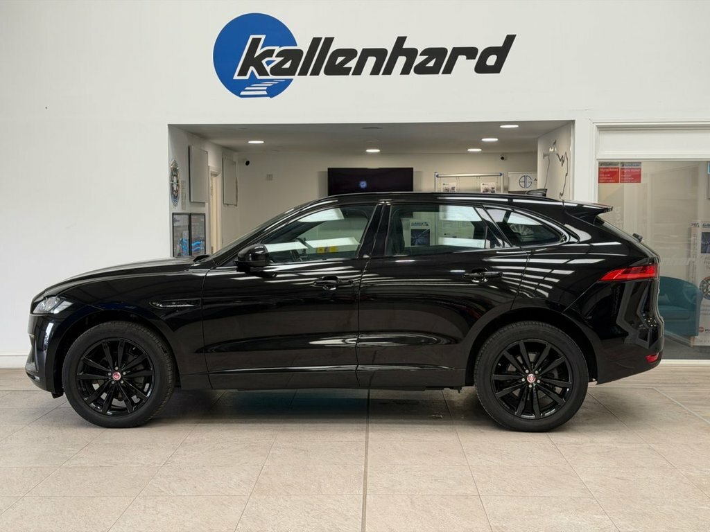 Jaguar F-Pace 2L Chequered Flag BN20EDO Black #2