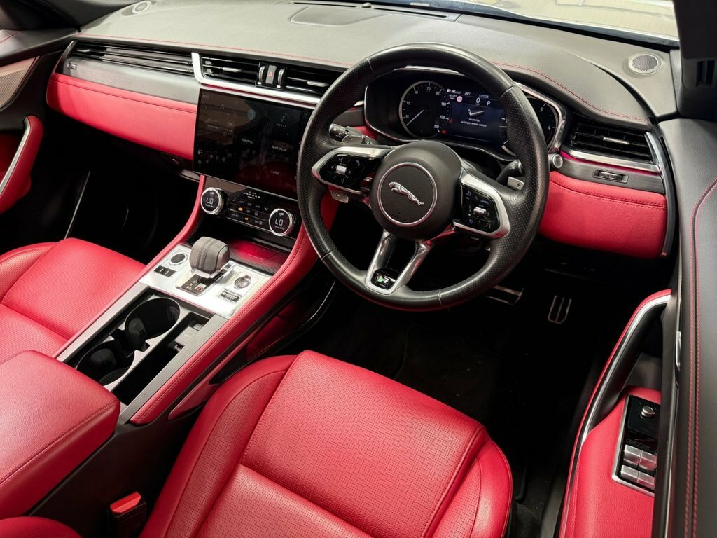 Jaguar F-Pace 2L R-dynamic Black Grey #2
