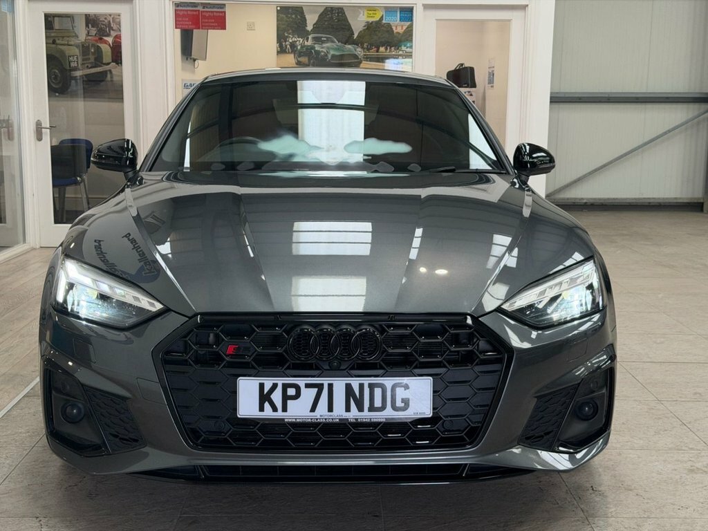 Audi S5 3L Black Edition Grey
