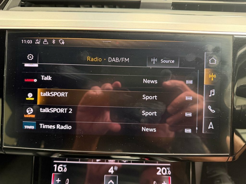Audi E-tron Quattro Sport Black #42