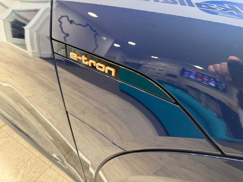 Audi E-tron Quattro Sport Black #21