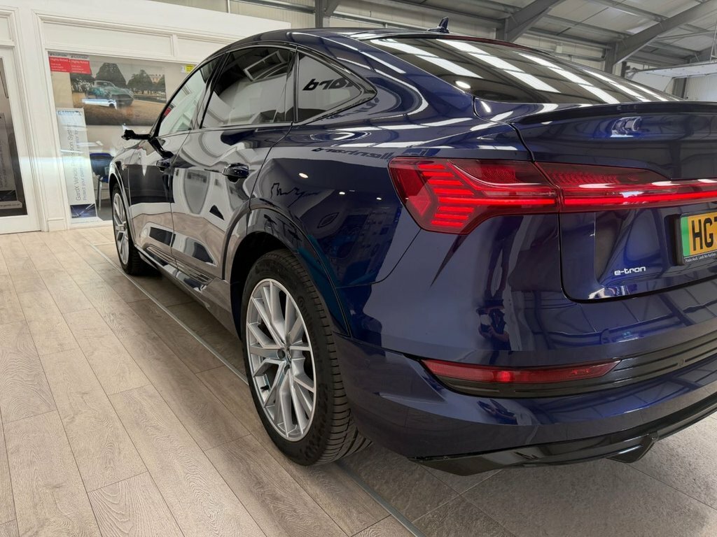Audi E-tron Quattro Sport Black #23