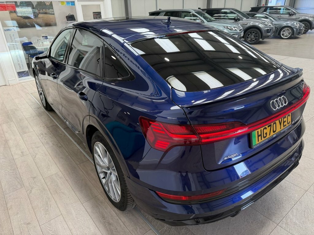 Audi E-tron Quattro Sport Black #22