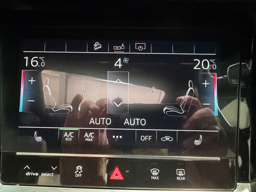 Audi E-tron Quattro Sport Black #38