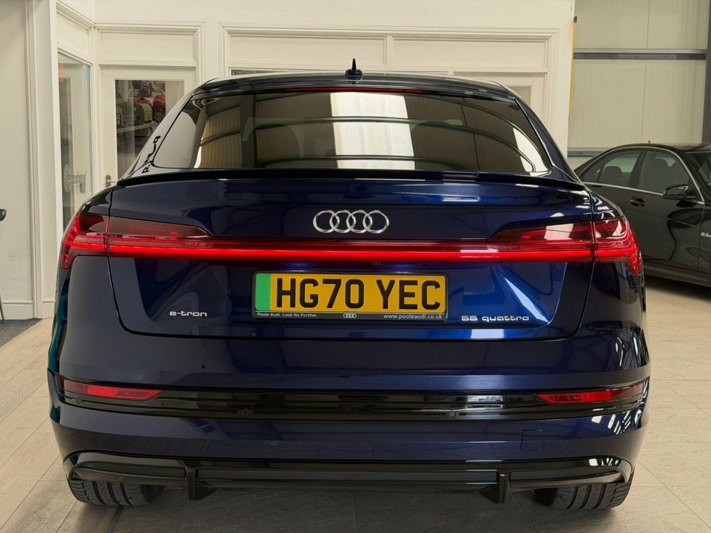 Audi E-tron Quattro Sport Black #24