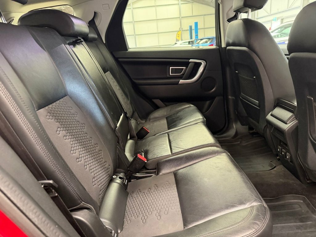 Land Rover Discovery Sport 2L Se Tech BP68NNC Red #4