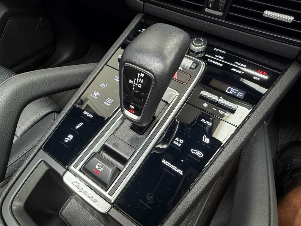 Porsche Cayenne Cayenne E-hybrid Coup Platinum Edition 2022 Black #39
