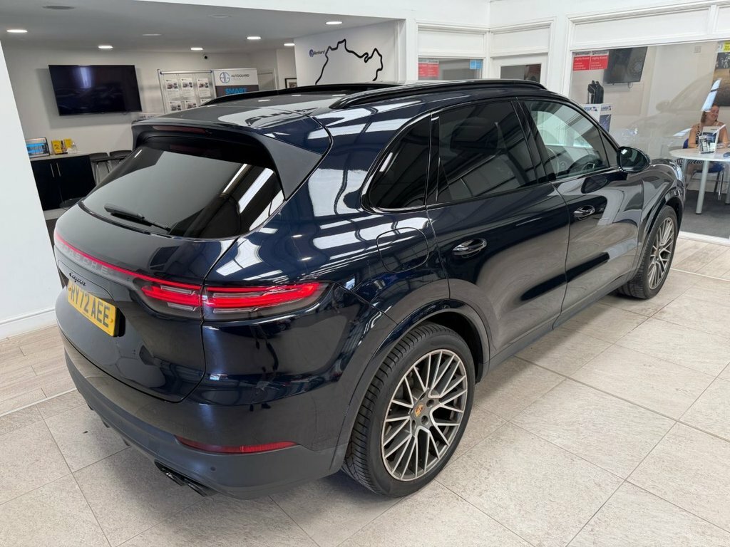 Porsche Cayenne Cayenne E-hybrid Coup Platinum Edition 2022 Black #24