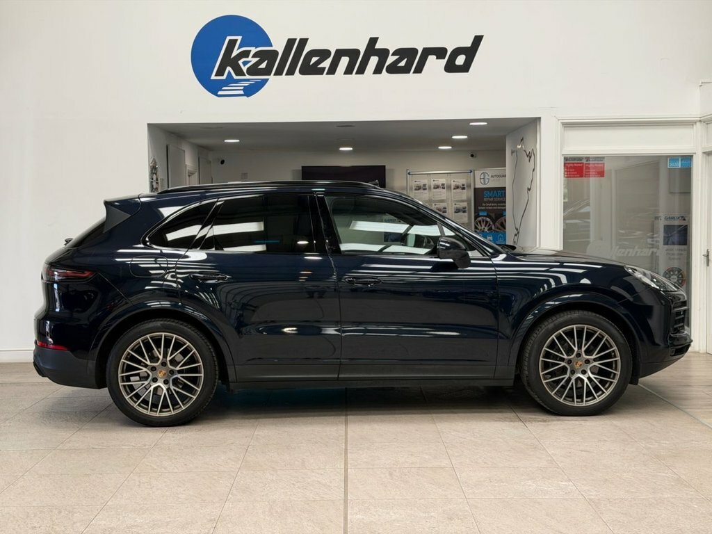 Porsche Cayenne Cayenne E-hybrid Coup Platinum Edition 2022 Black #16