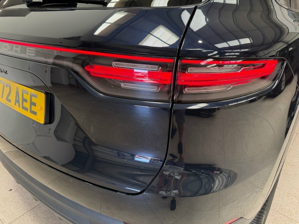 Porsche Cayenne Cayenne E-hybrid Coup Platinum Edition 2022 Black #23