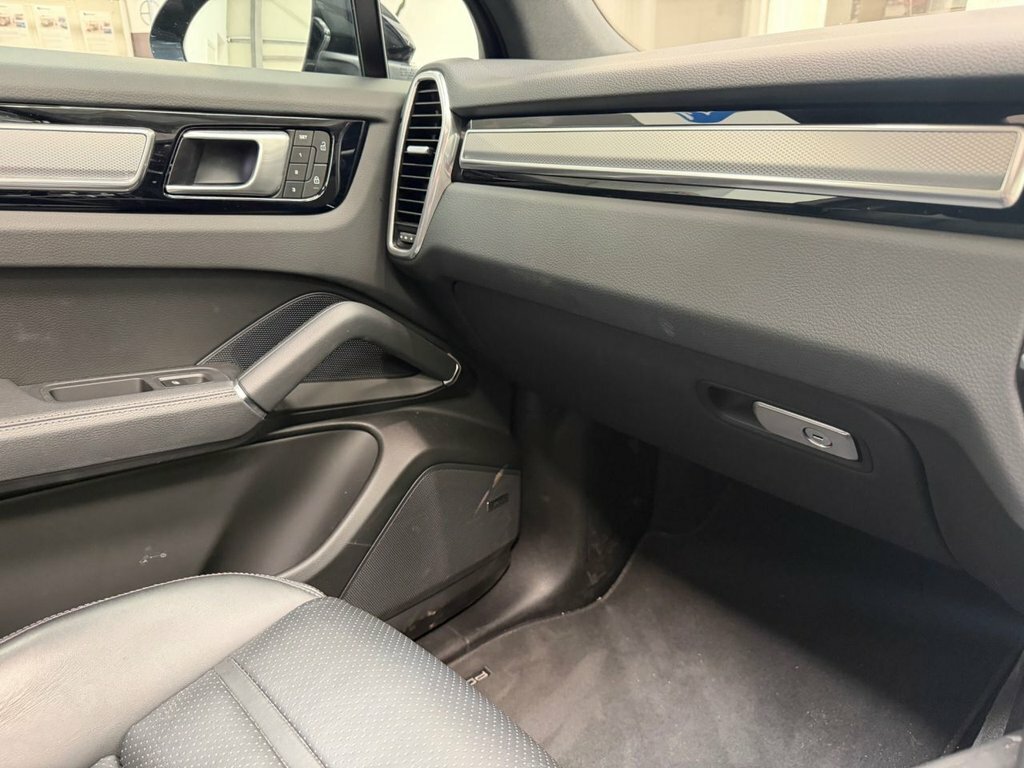 Porsche Cayenne Cayenne E-hybrid Coup Platinum Edition 2022 Black #15