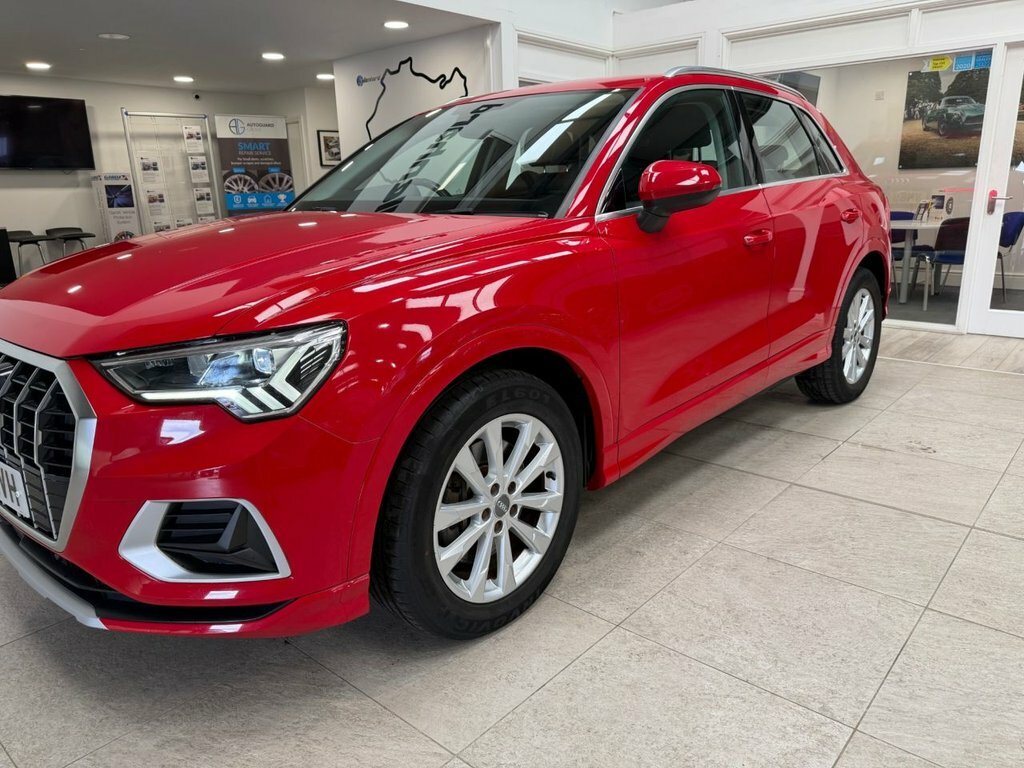 Audi Q3 2L Sport Red #6