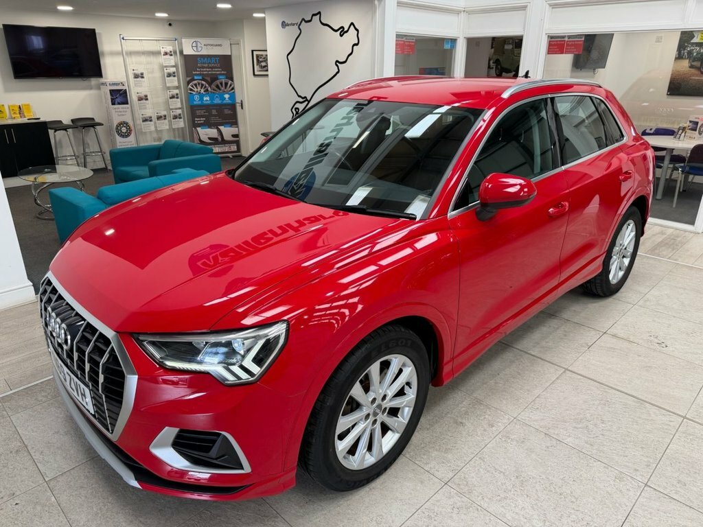 Audi Q3 2L Sport Red #5