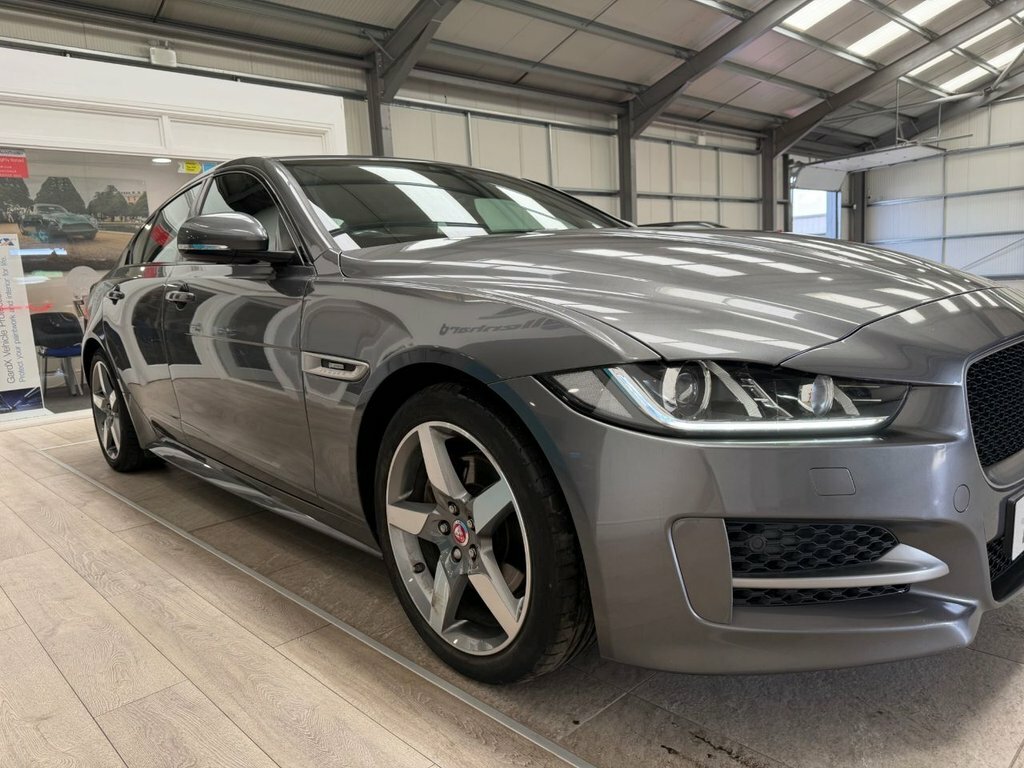 Jaguar XE 2L R-sport Grey #3