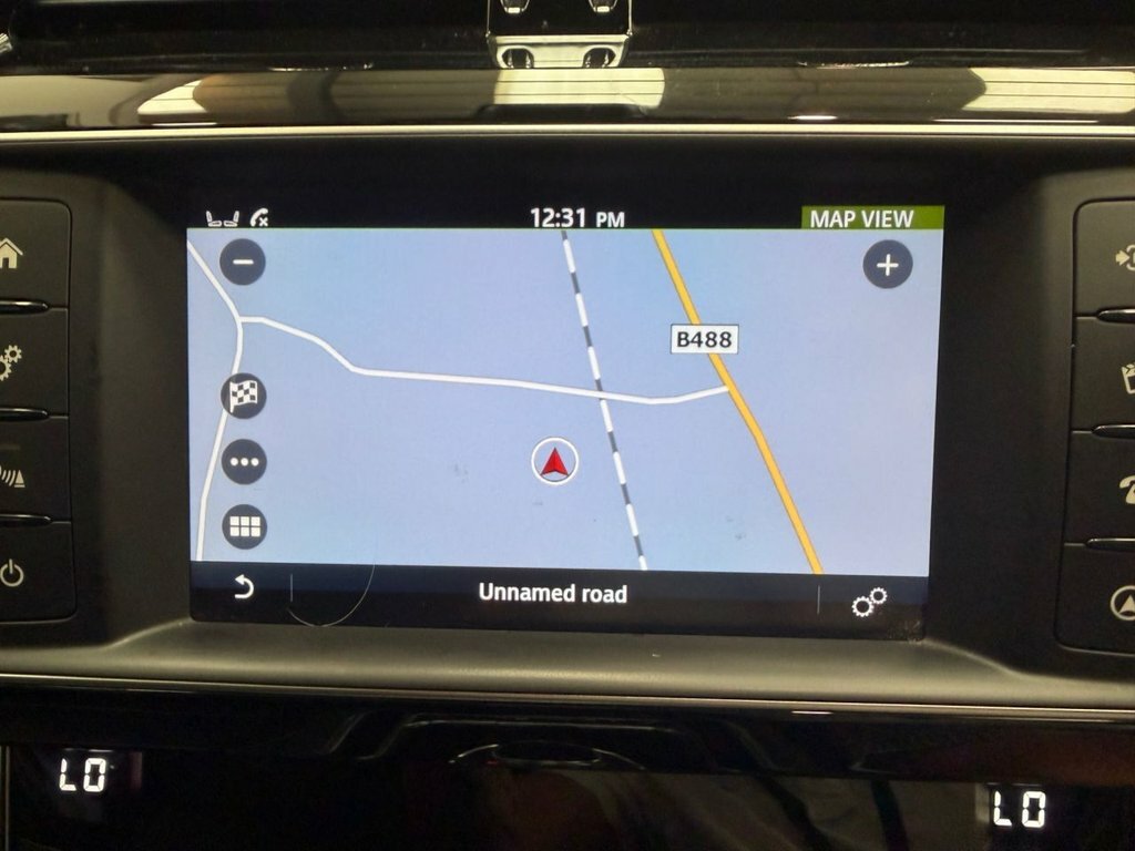 Jaguar XE R-sport Red #30