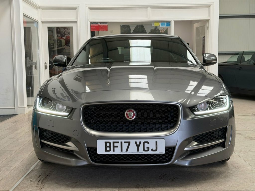 Jaguar XE 2L R-sport Grey #2