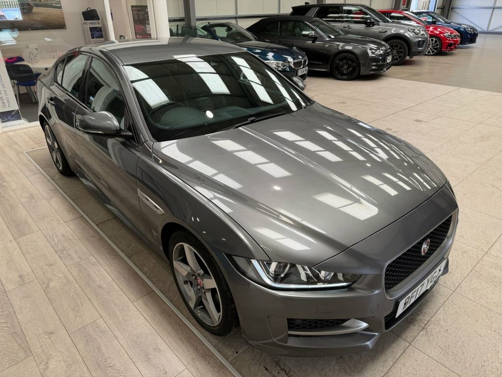 Jaguar XE 2L R-sport Grey #4