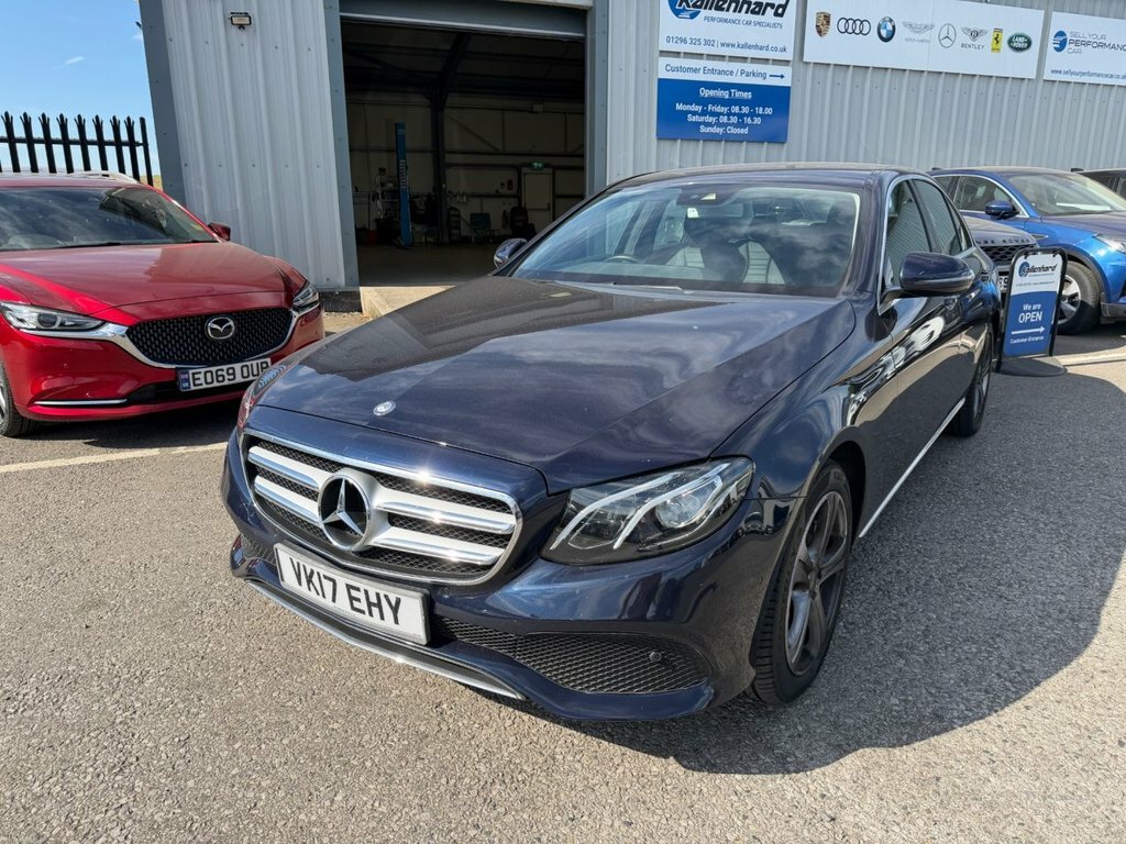 Mercedes-Benz E Class 3L Se Blue #4