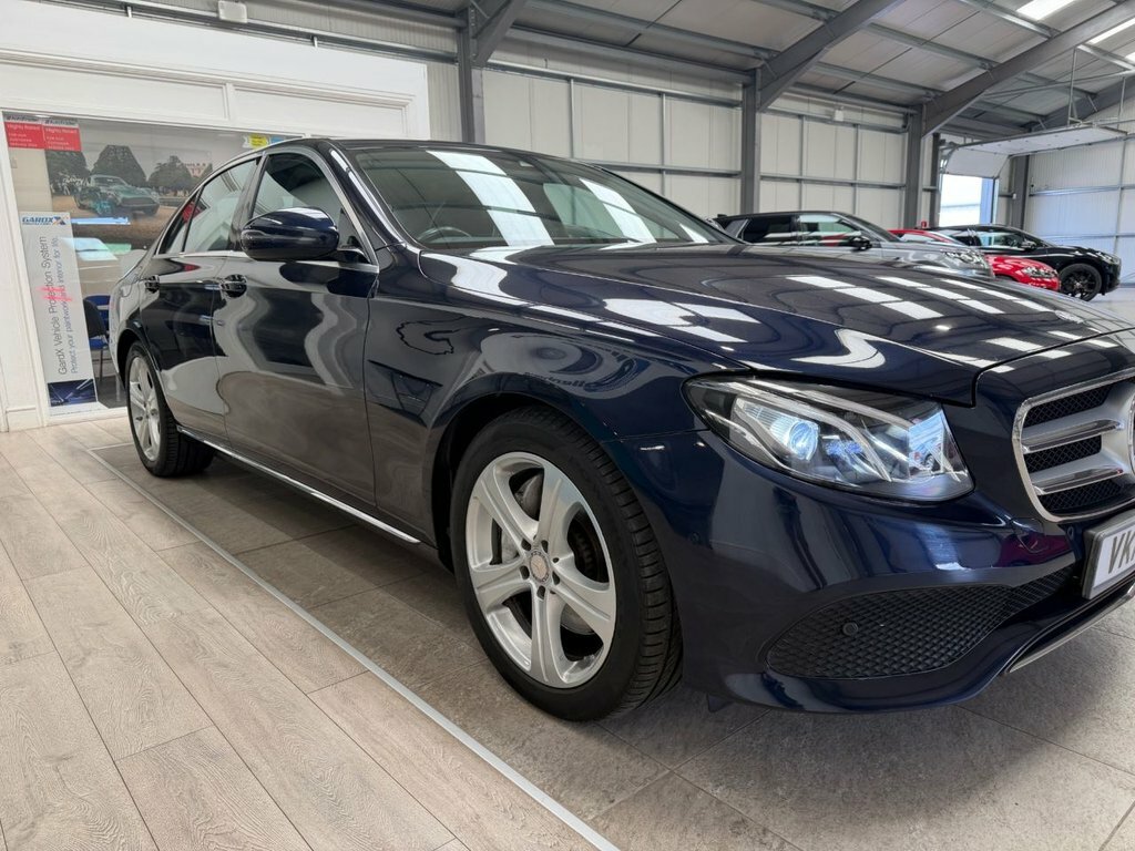 Mercedes-Benz E Class 3L Se Blue #3