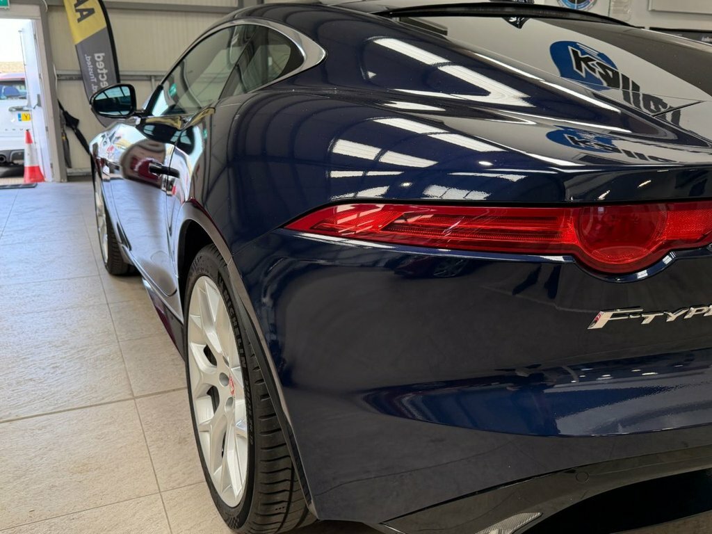 Jaguar F-Type 2L R-dynamic Blue #6