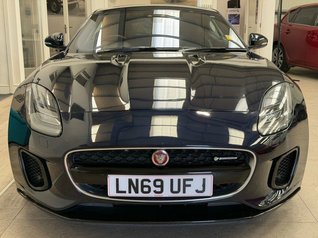 Jaguar F-Type 2.0I Chequered Flag Euro 6 Ss Red #8