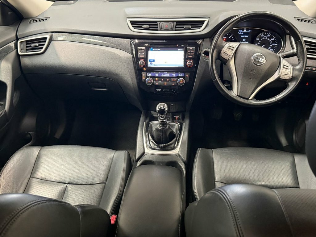 Nissan X-Trail Dci N-tec Red #16