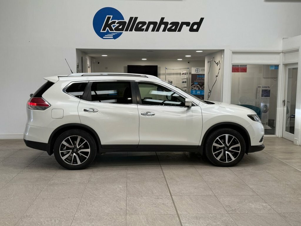 Nissan X-Trail Dci N-tec Red #20
