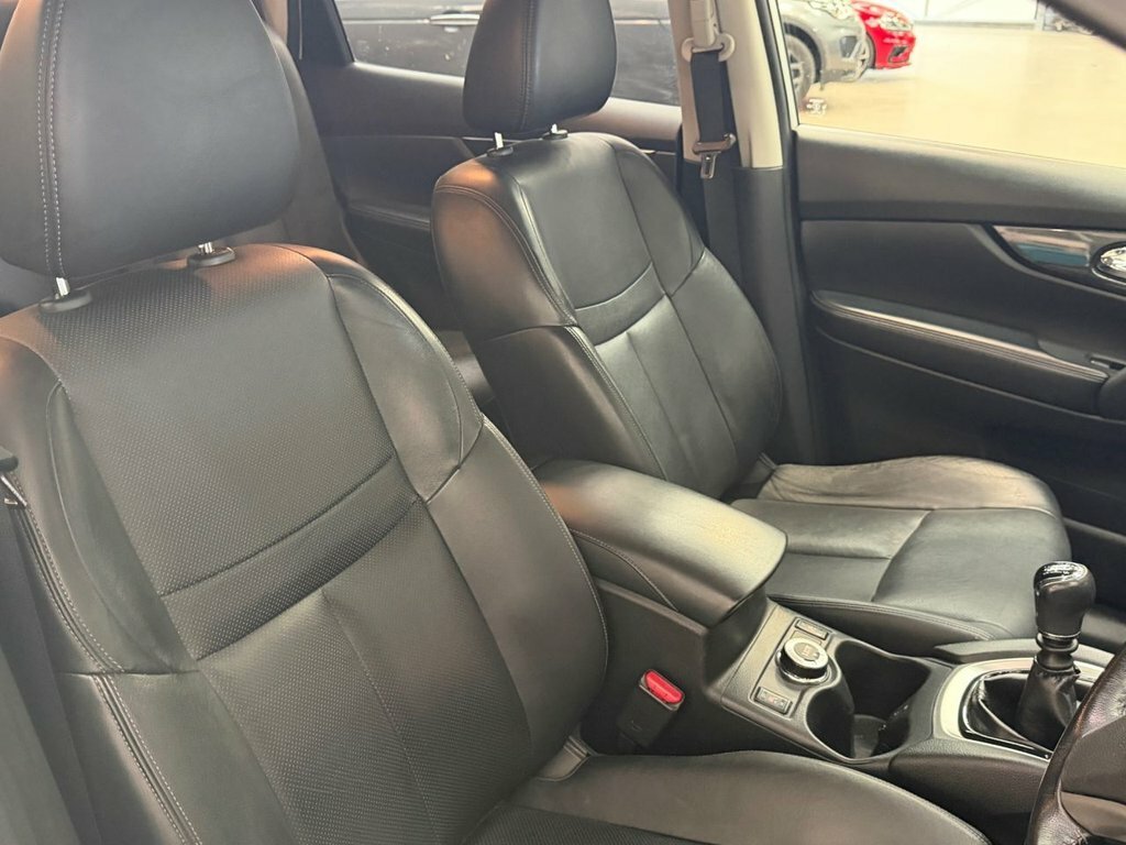 Nissan X-Trail Dci N-tec Red #18