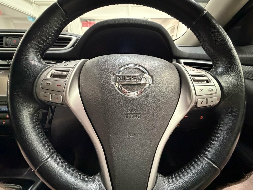 Nissan X-Trail Dci N-tec Red #32