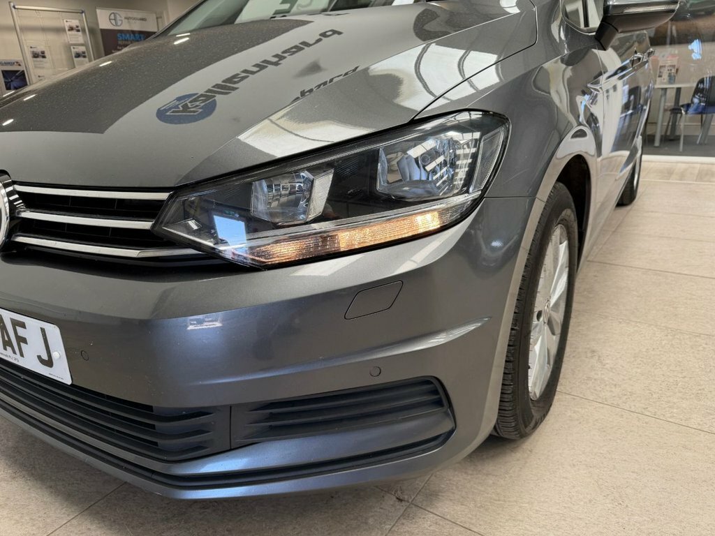 Volkswagen Touran 2L Se Grey #5
