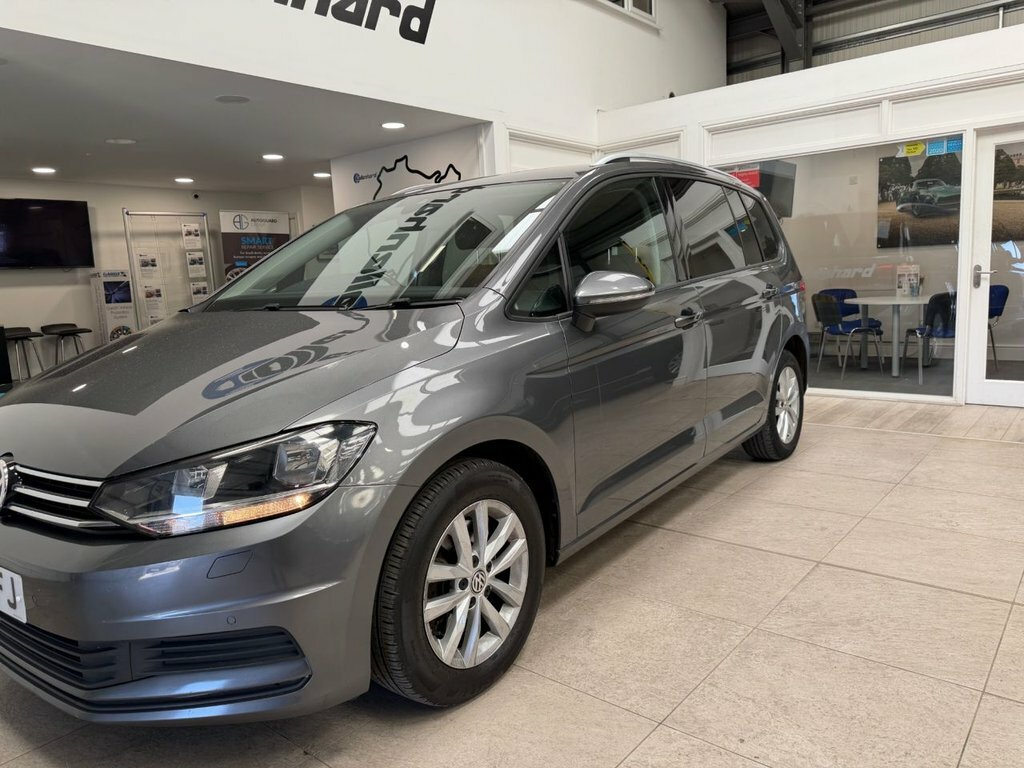 Volkswagen Touran 2L Se Grey #4