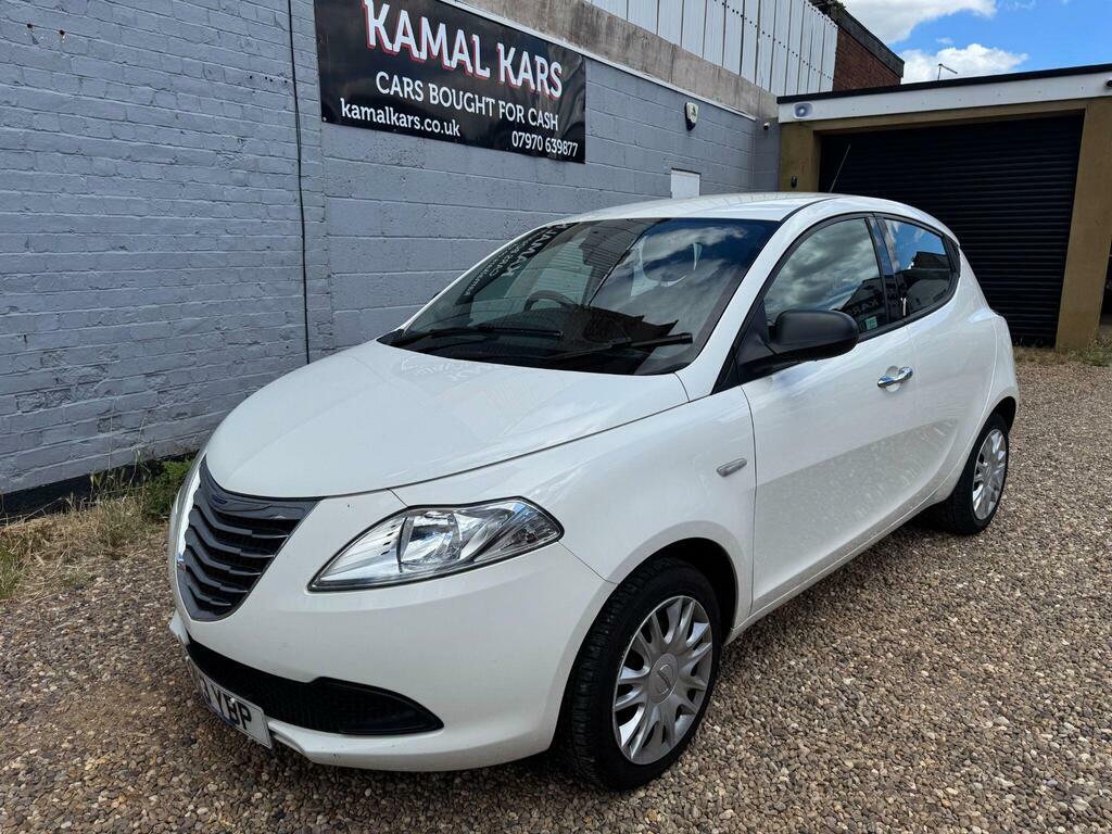 Chrysler Ypsilon 1.2 S Euro 5 S S KM13YBP White #5