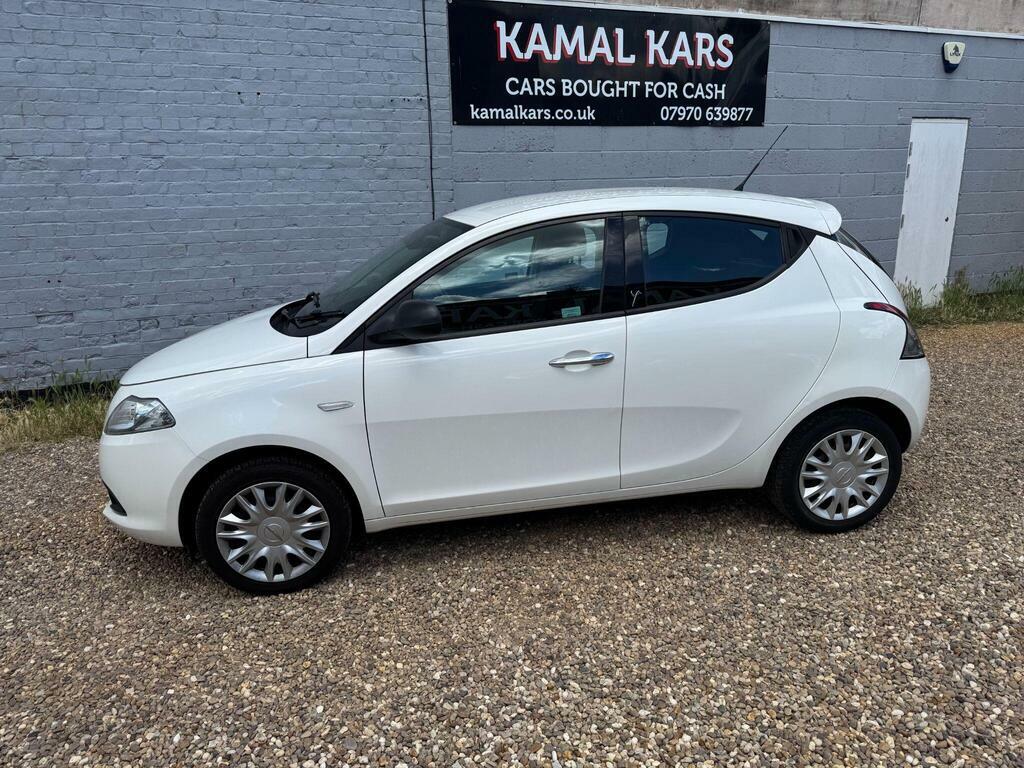 Chrysler Ypsilon 1.2 S Euro 5 S S KM13YBP White #6