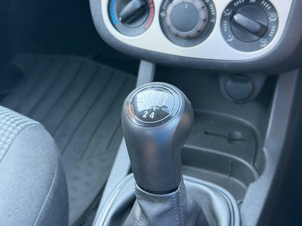 Vauxhall Corsa 1.2 I 16V Life Editionair Consemi Euro4 Silver #12
