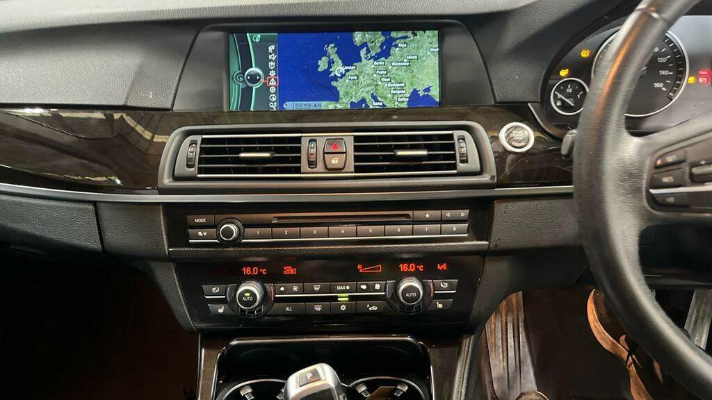 BMW 5 Series Se Silver #10