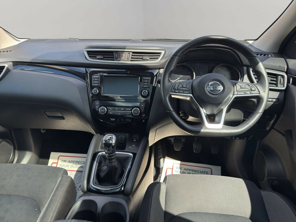 Nissan Qashqai 1.3 Dig-t N-connecta Euro 6 Ss EF69RMY Silver #2