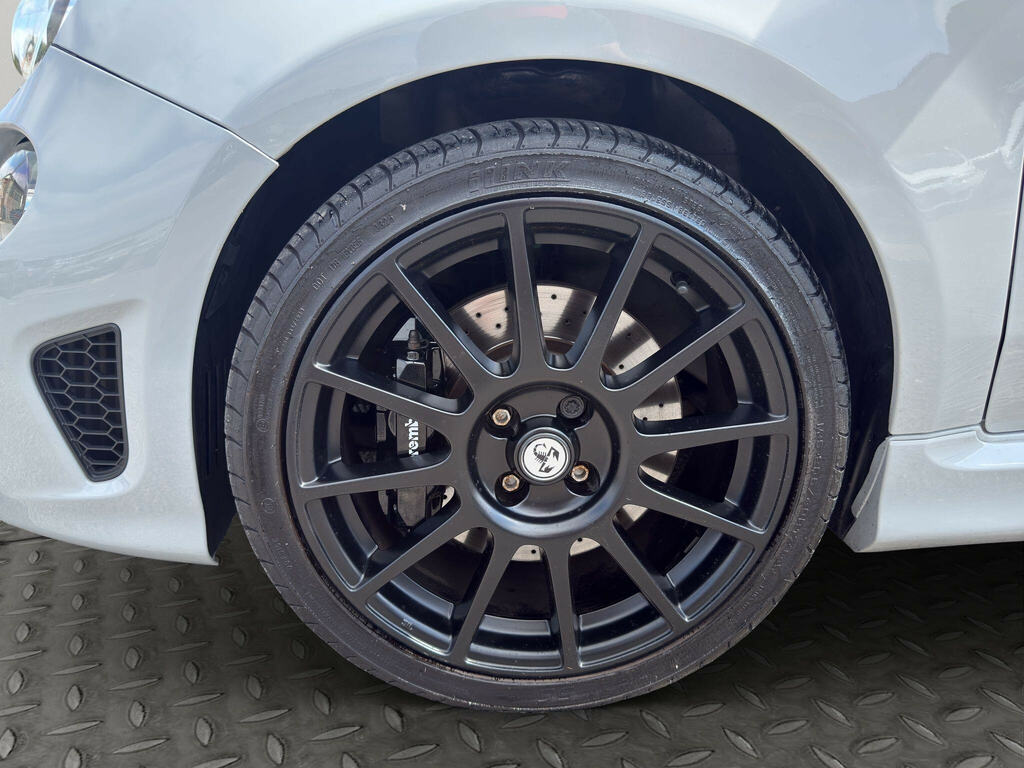 Abarth 595 1.4 T-jet 180 Essesse Grey #46