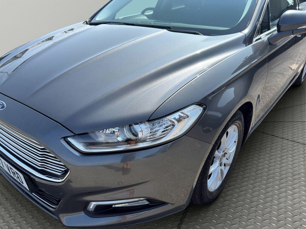 Ford Mondeo Zetec Econetic White #17