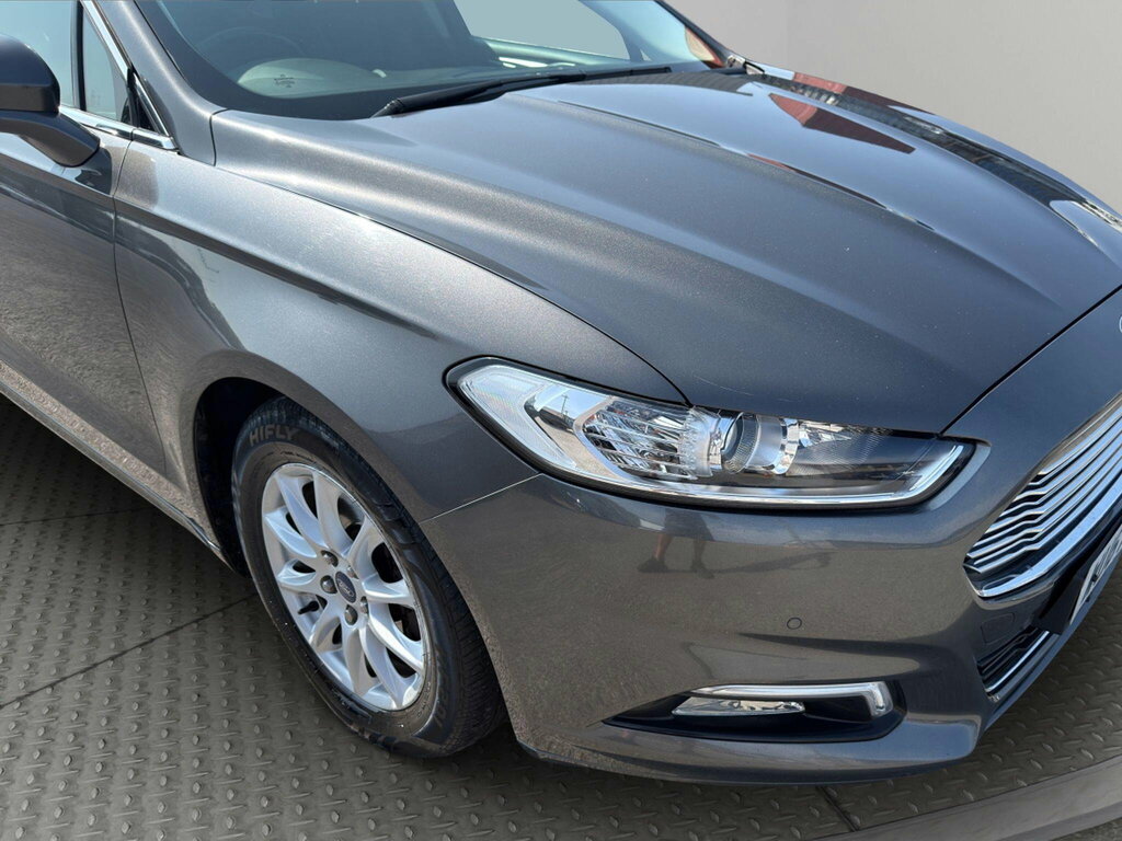 Ford Mondeo Zetec Econetic White #26